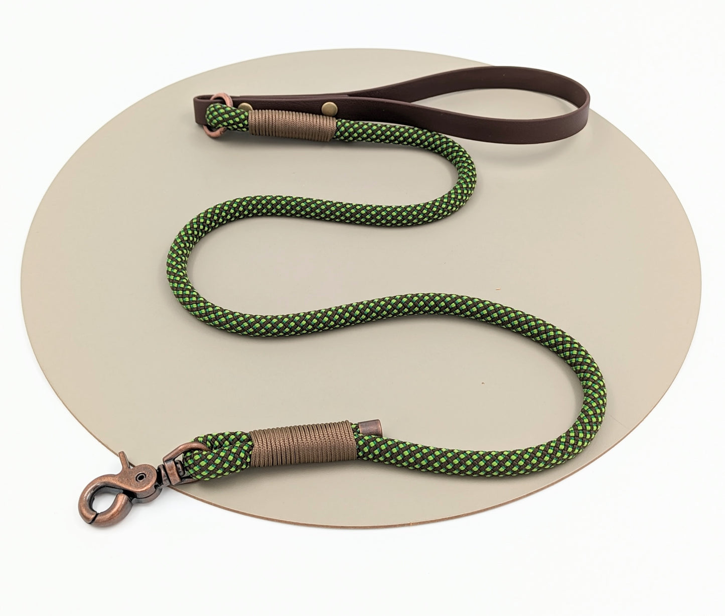 Caterpillar Lead