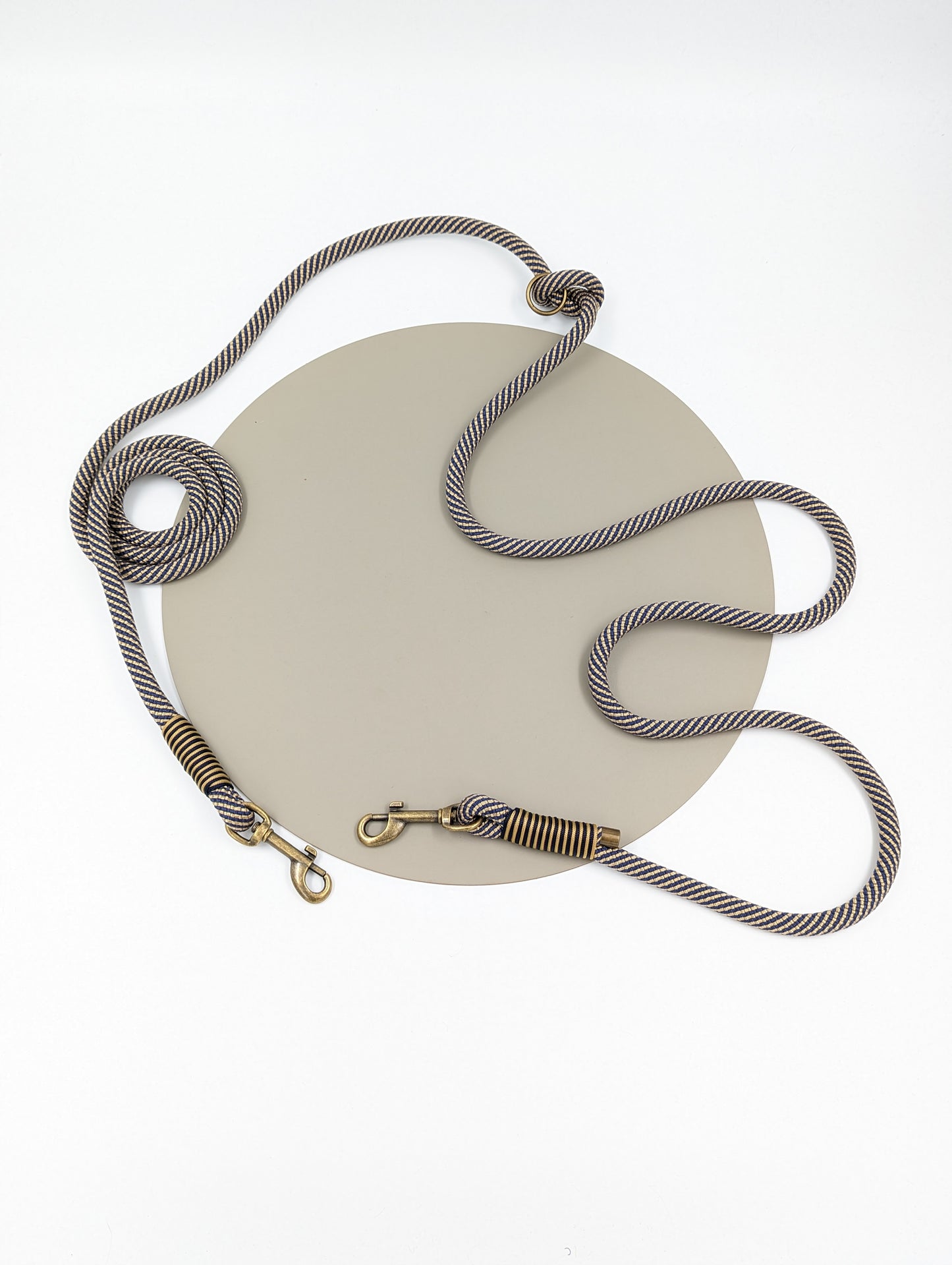 Double ended training lead for dogs, useful training aide for dogs, made in ireland, made for dogs, design your own, strong lead for dogs, dog leash