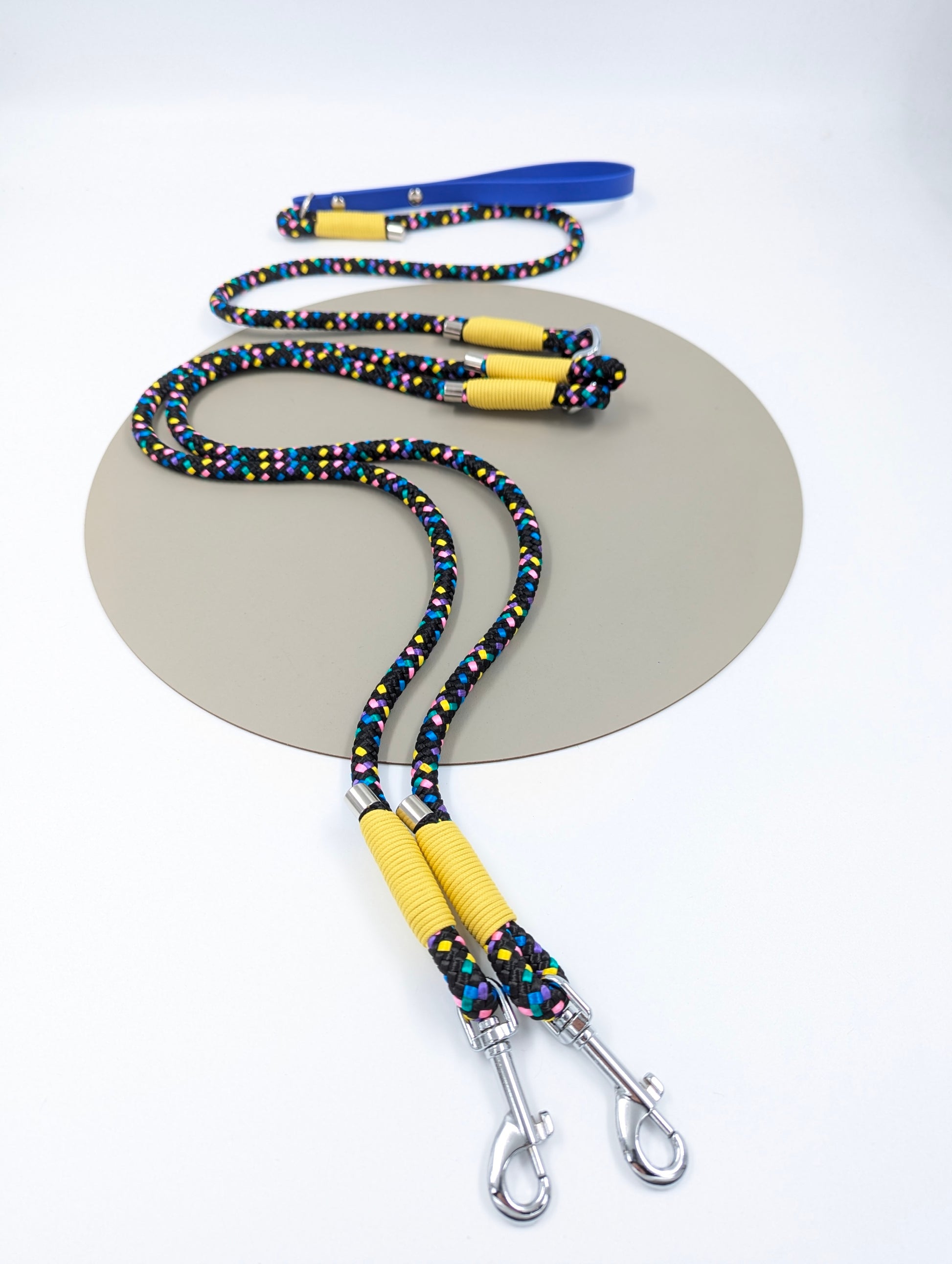 Custom split rope lead for walking two dogs with BioThane handle ireland worldwide fast shipping