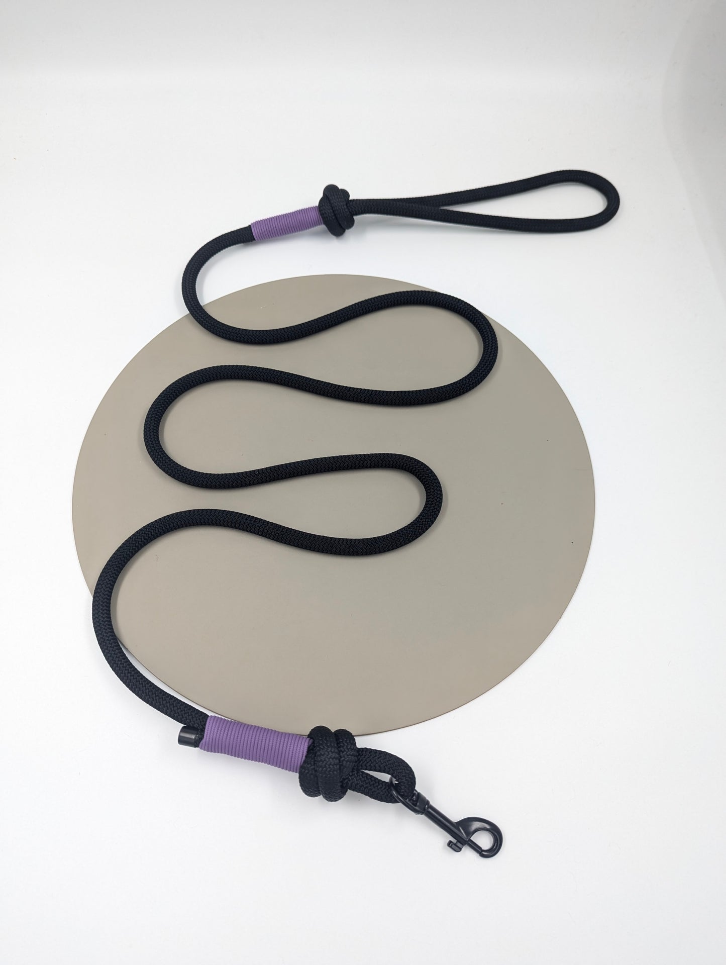 Handmade dog lead in rope with knot secure comfortable Ireland worldwide